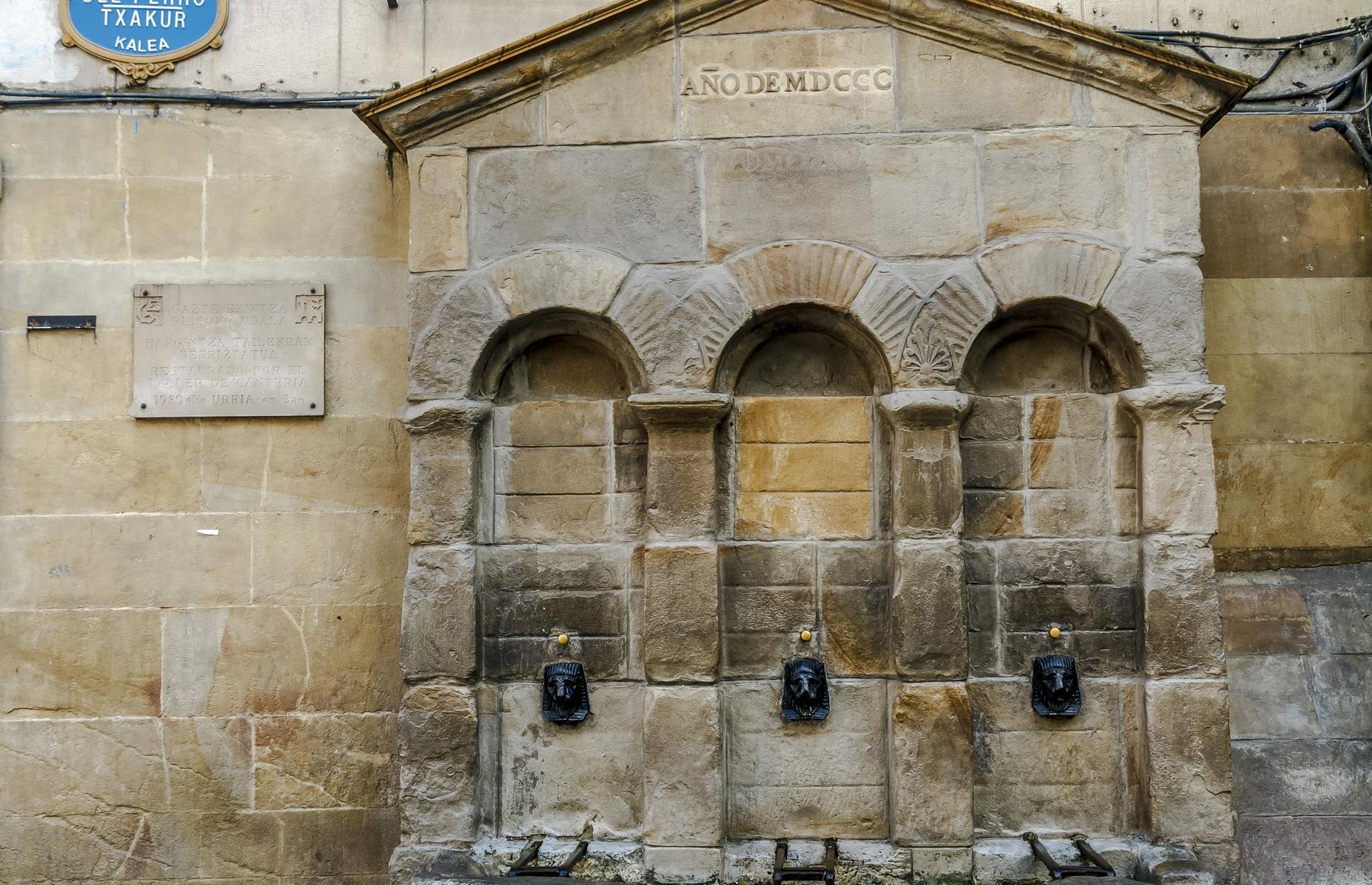 La Fuente del Perro, Bilbao, Spain